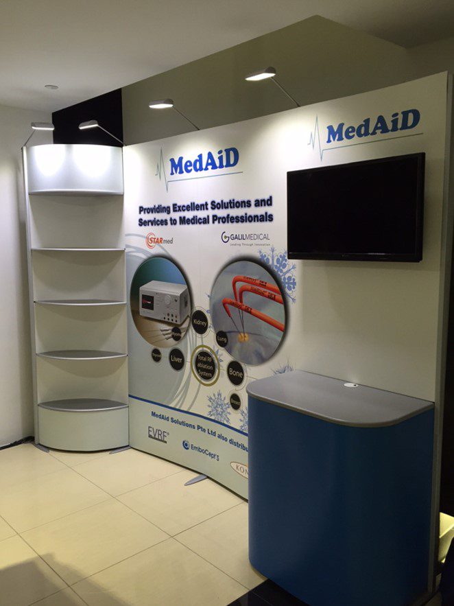 ISOframe Wave Flexible and Modular Exhibition Stand